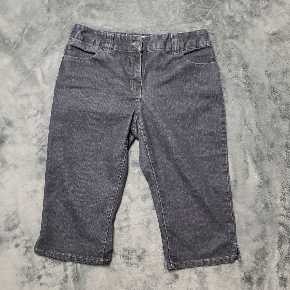 Contrast Ladies Jean Capri’s - Crop jeans
